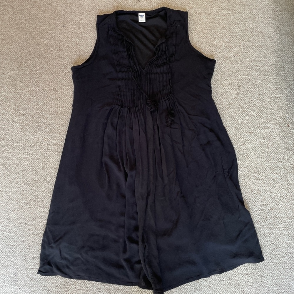 Old Navy Black Tassel Tie Dress size M